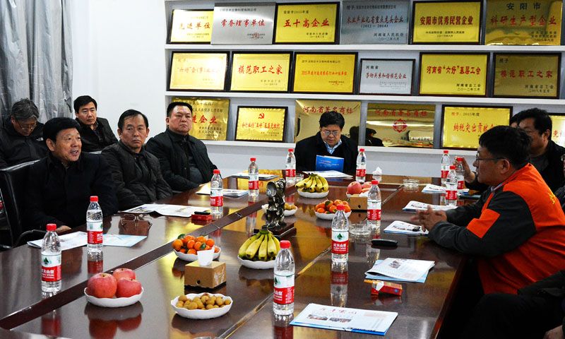 河南省人大常委會(huì )農工委主任盛國民一行到安陽(yáng)全豐生物科技有限公司調研