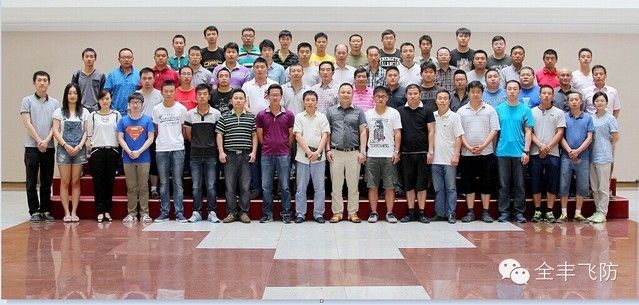 全豐航空值?？萍加邢薰?名教練通過(guò)“中國航空器擁有者及駕駛員協(xié)會(huì )”首 次專(zhuān) 業(yè)考試